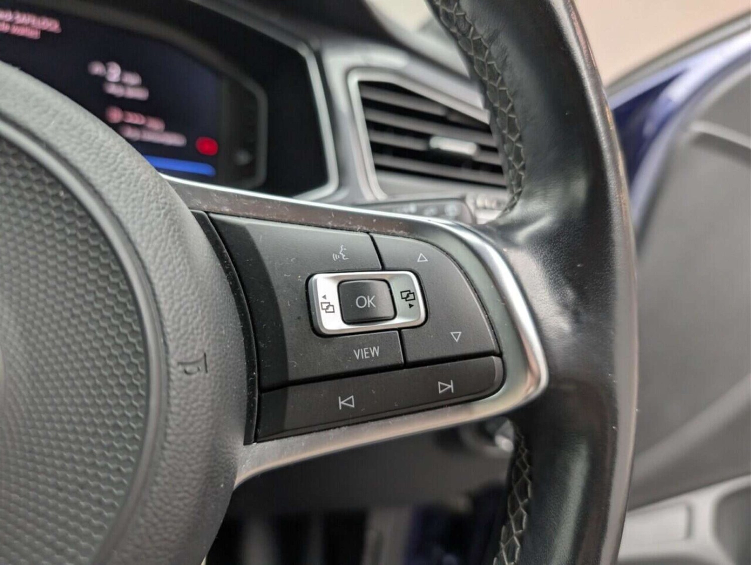 Used Volkswagen T-Roc 2020 for sale - 77713273: Photo 18