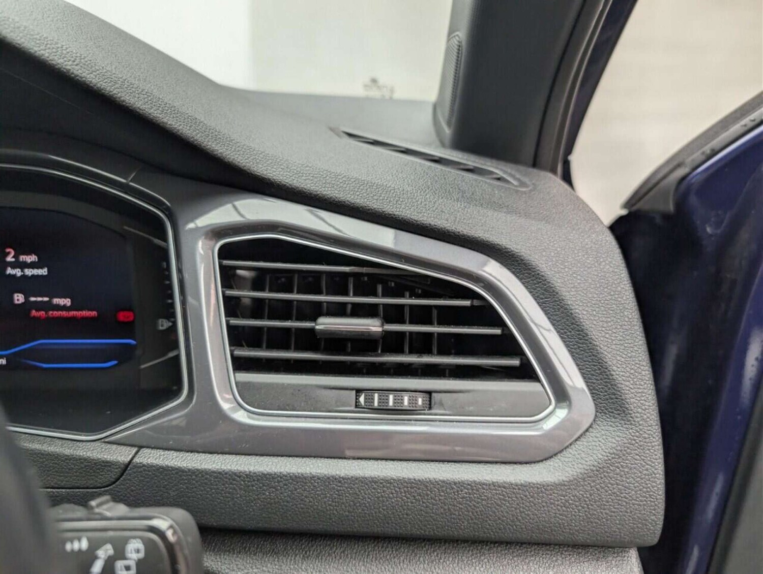 Used Volkswagen T-Roc 2020 for sale - 77713273: Photo 19