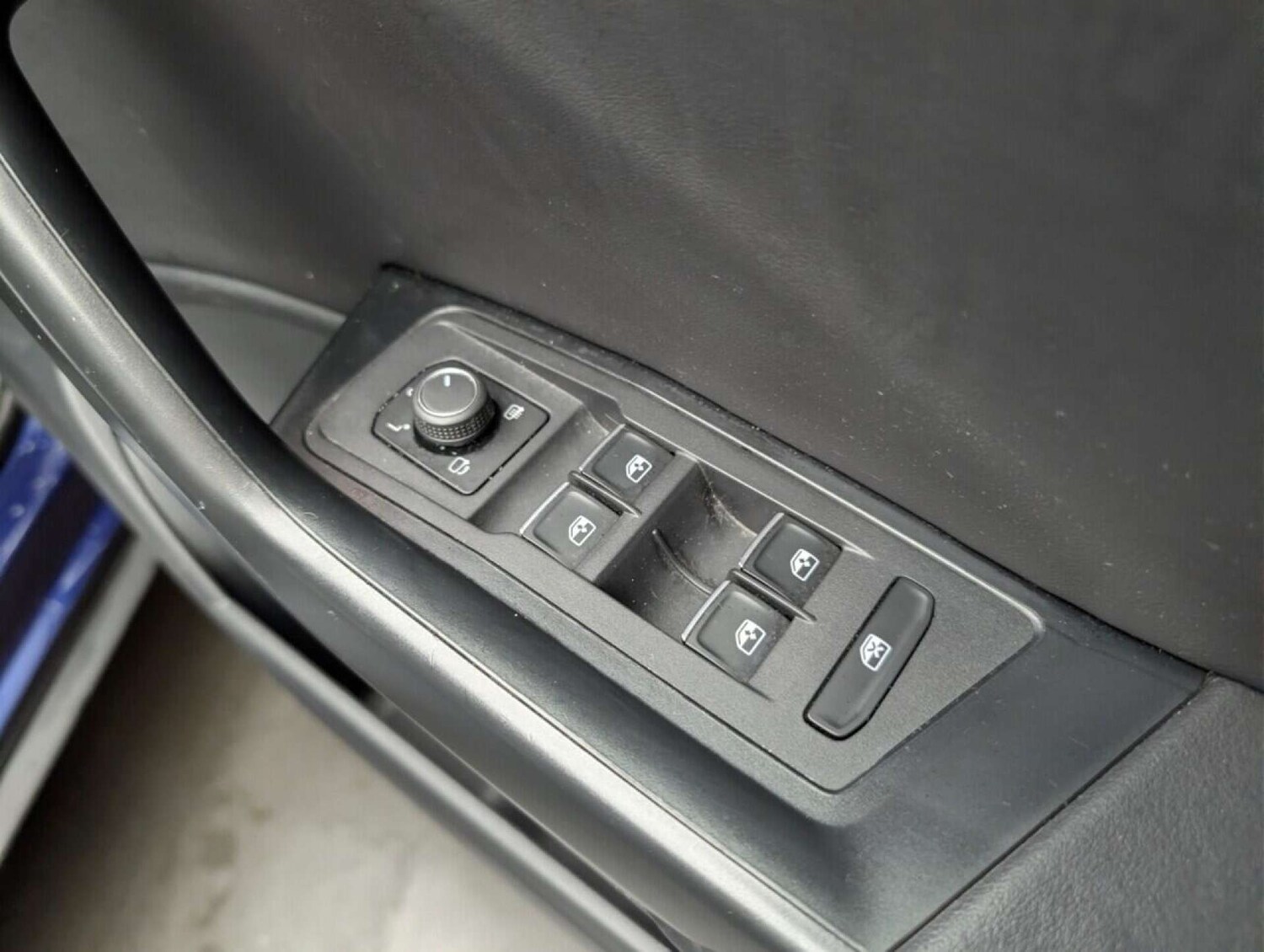 Used Volkswagen T-Roc 2020 for sale - 77713273: Photo 20