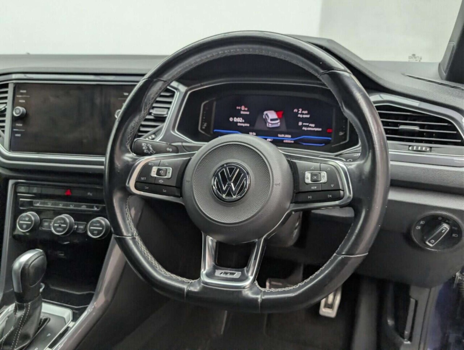 Used Volkswagen T-Roc 2020 for sale - 77713273: Photo 21