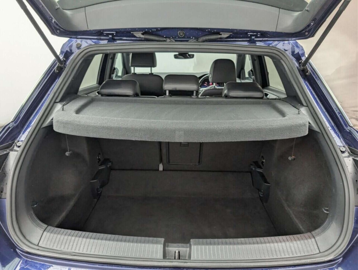 Used Volkswagen T-Roc 2020 for sale - 77713273: Photo 24