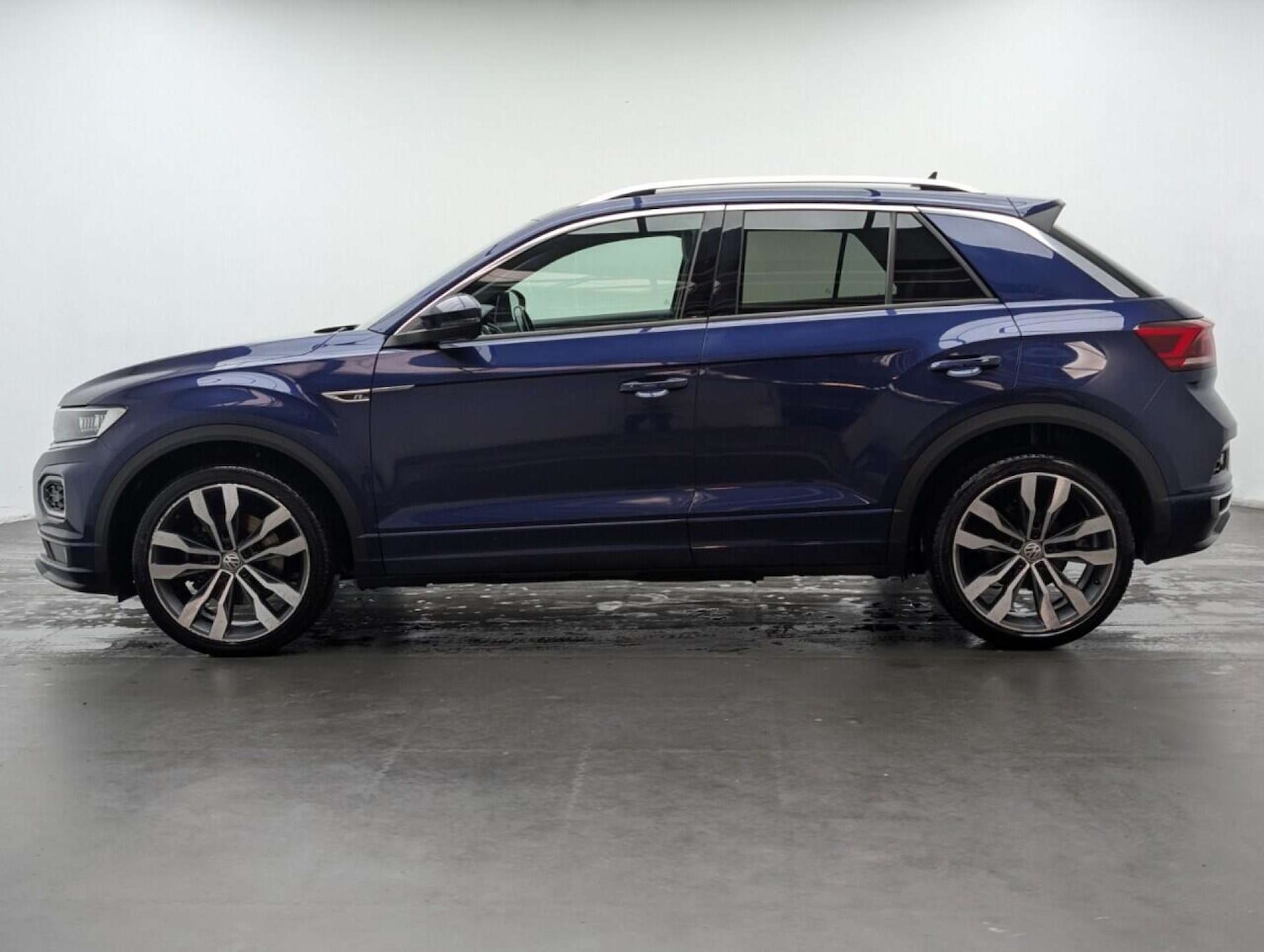 Used Volkswagen T-Roc 2020 for sale - 77713273: Photo 4