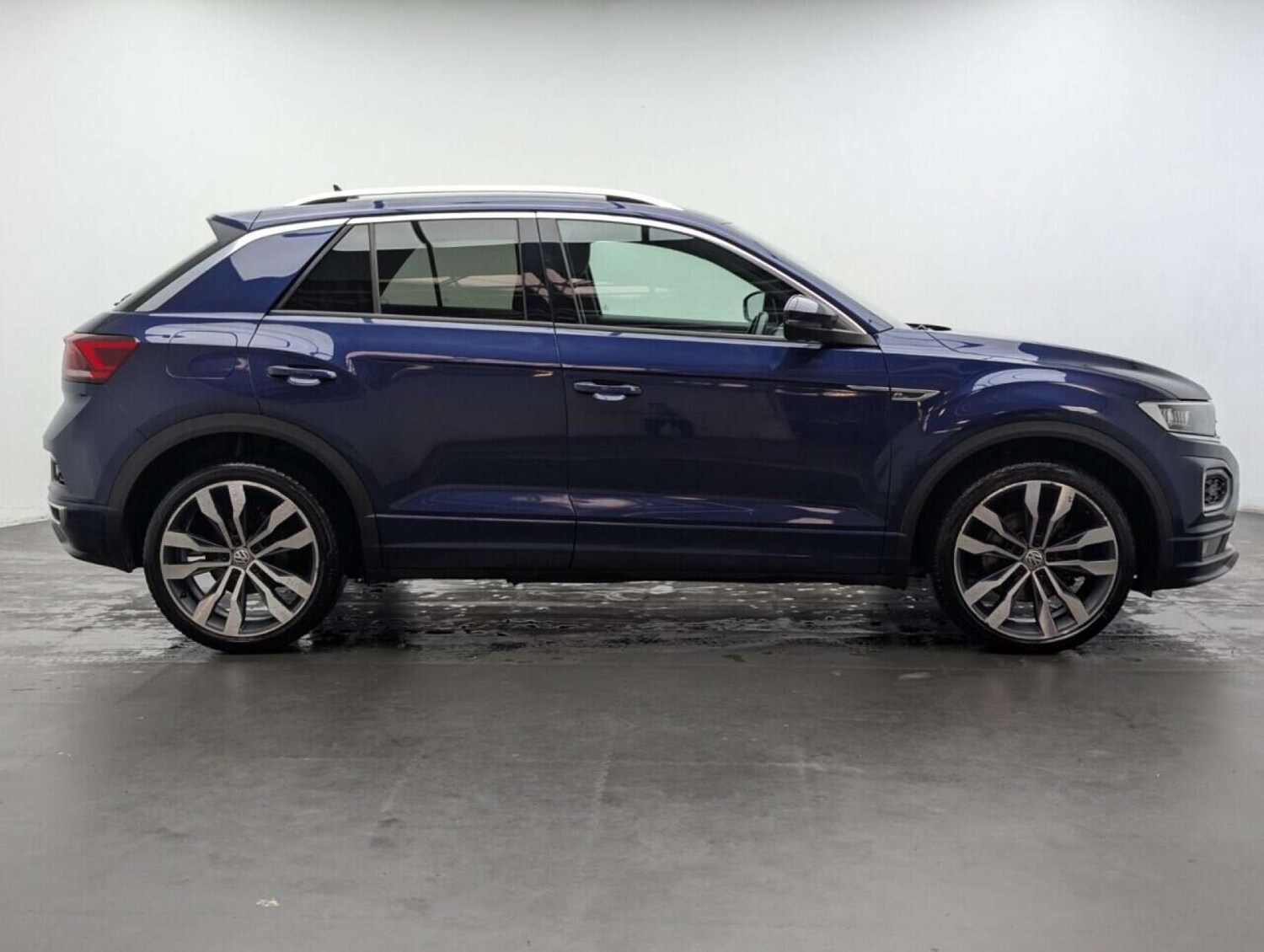 Used Volkswagen T-Roc 2020 for sale - 77713273: Photo 8