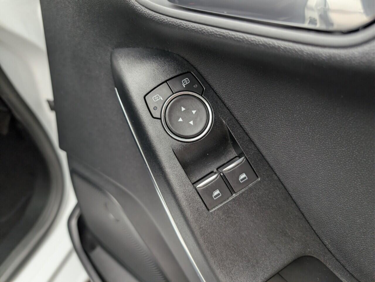 Used Ford Fiesta 2017 for sale - 76607022: Photo 21