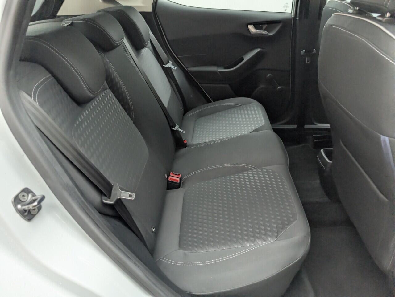 Used Ford Fiesta 2017 for sale - 76607022: Photo 24