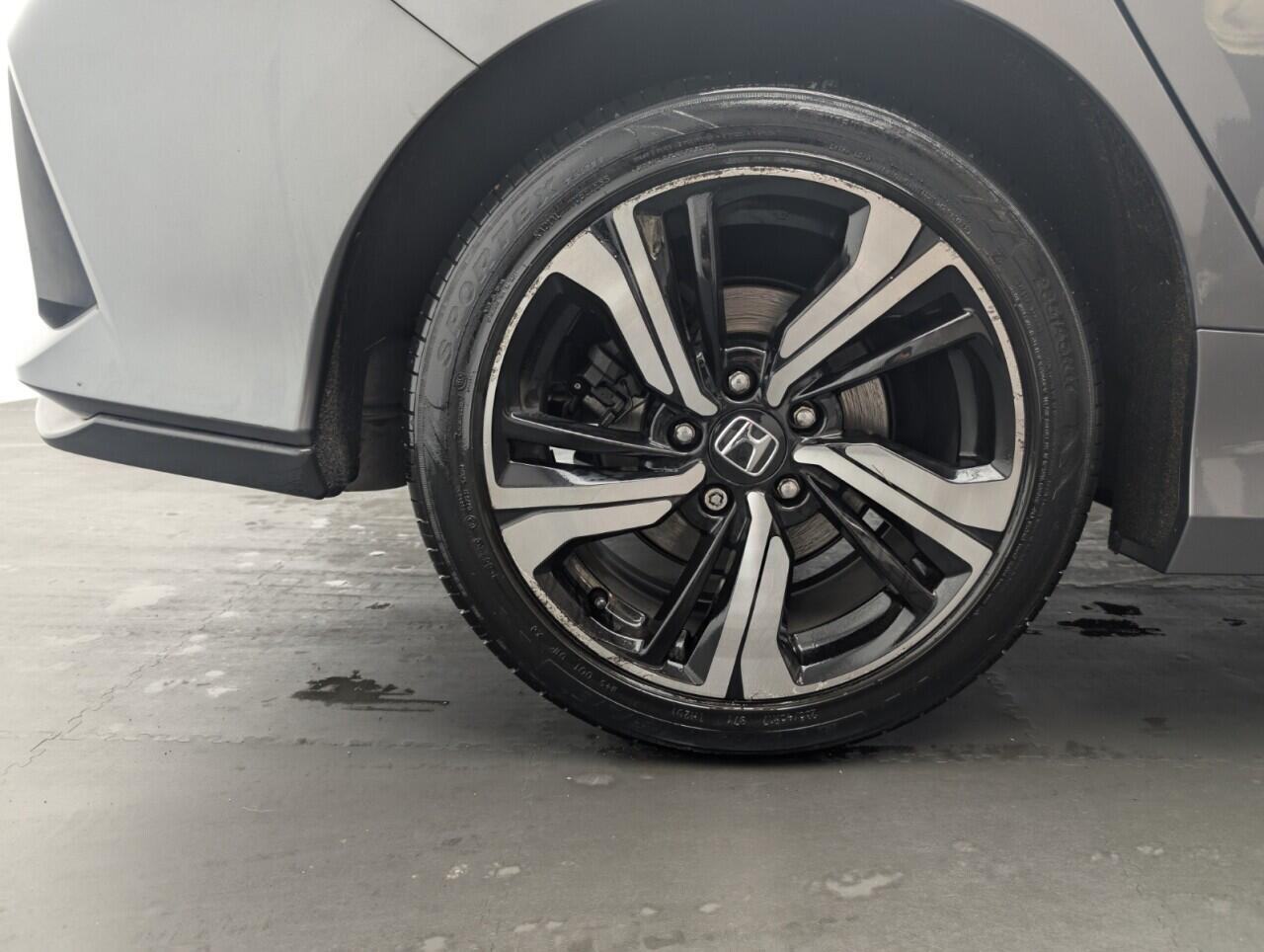 Used Honda Civic 2018 for sale - 76423173: Photo 10