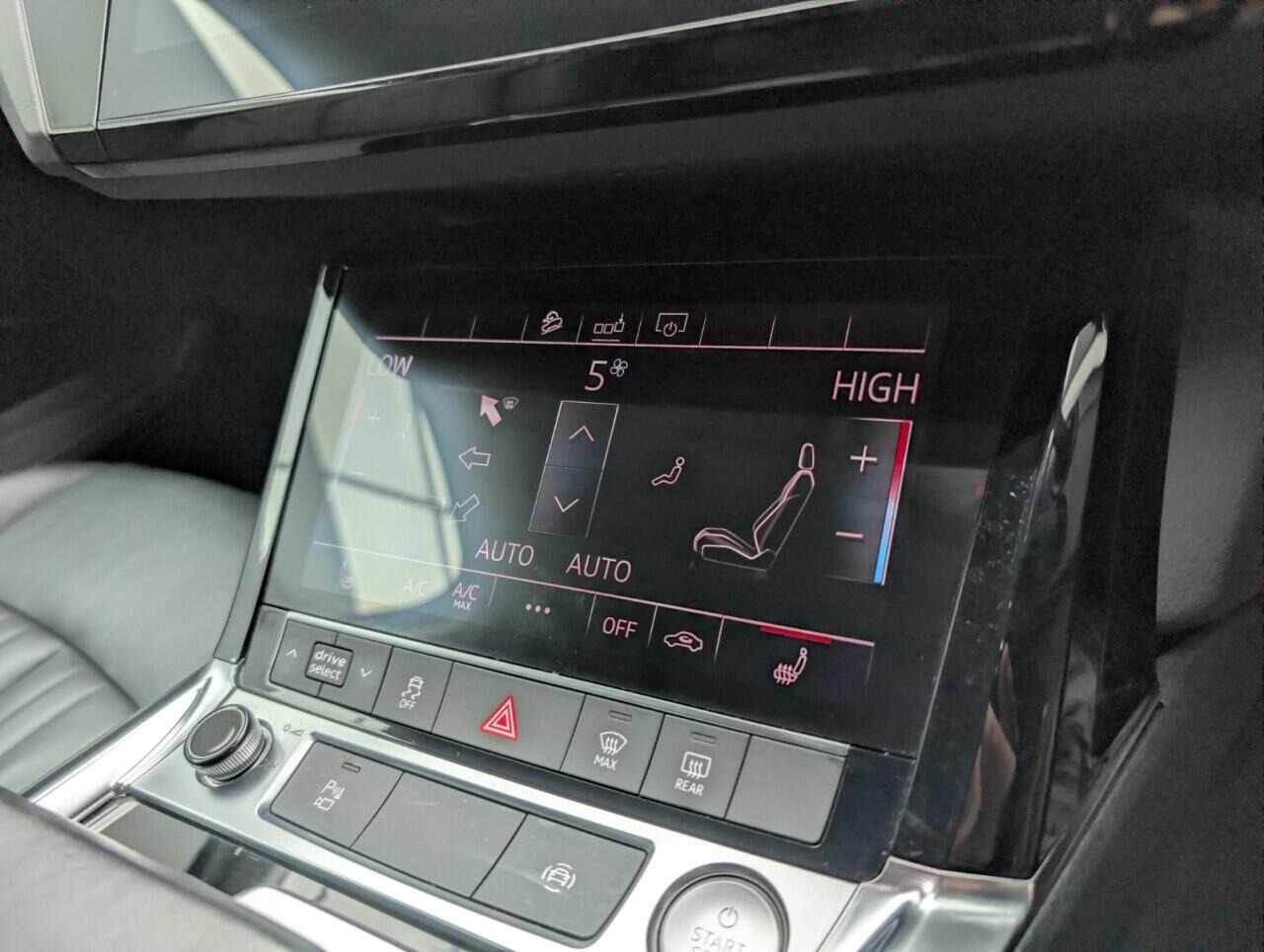 Used Audi e-tron 2020 for sale - 77190725: Photo 14