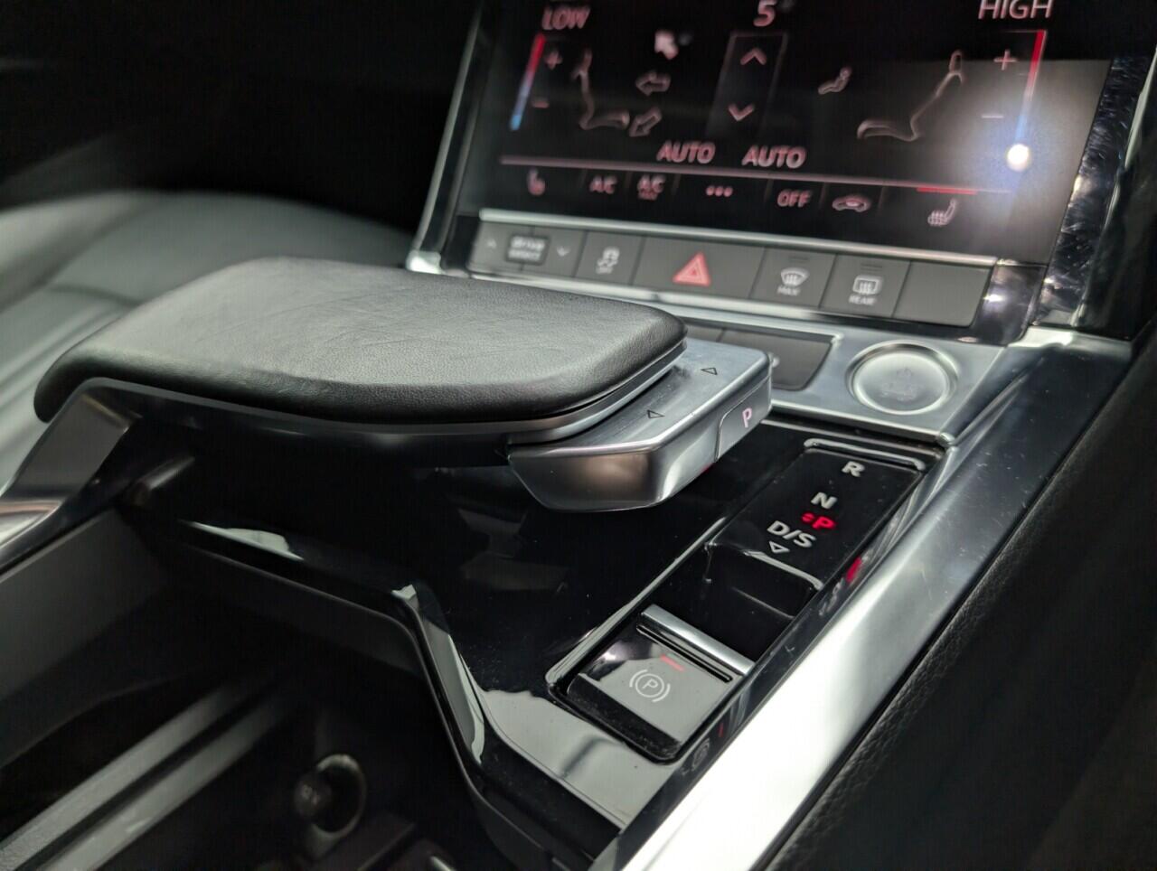 Used Audi e-tron 2020 for sale - 77190725: Photo 15