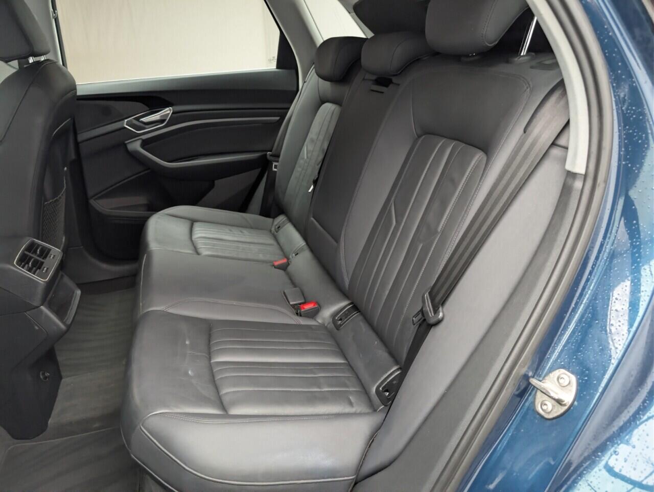 Used Audi e-tron 2020 for sale - 77190725: Photo 26