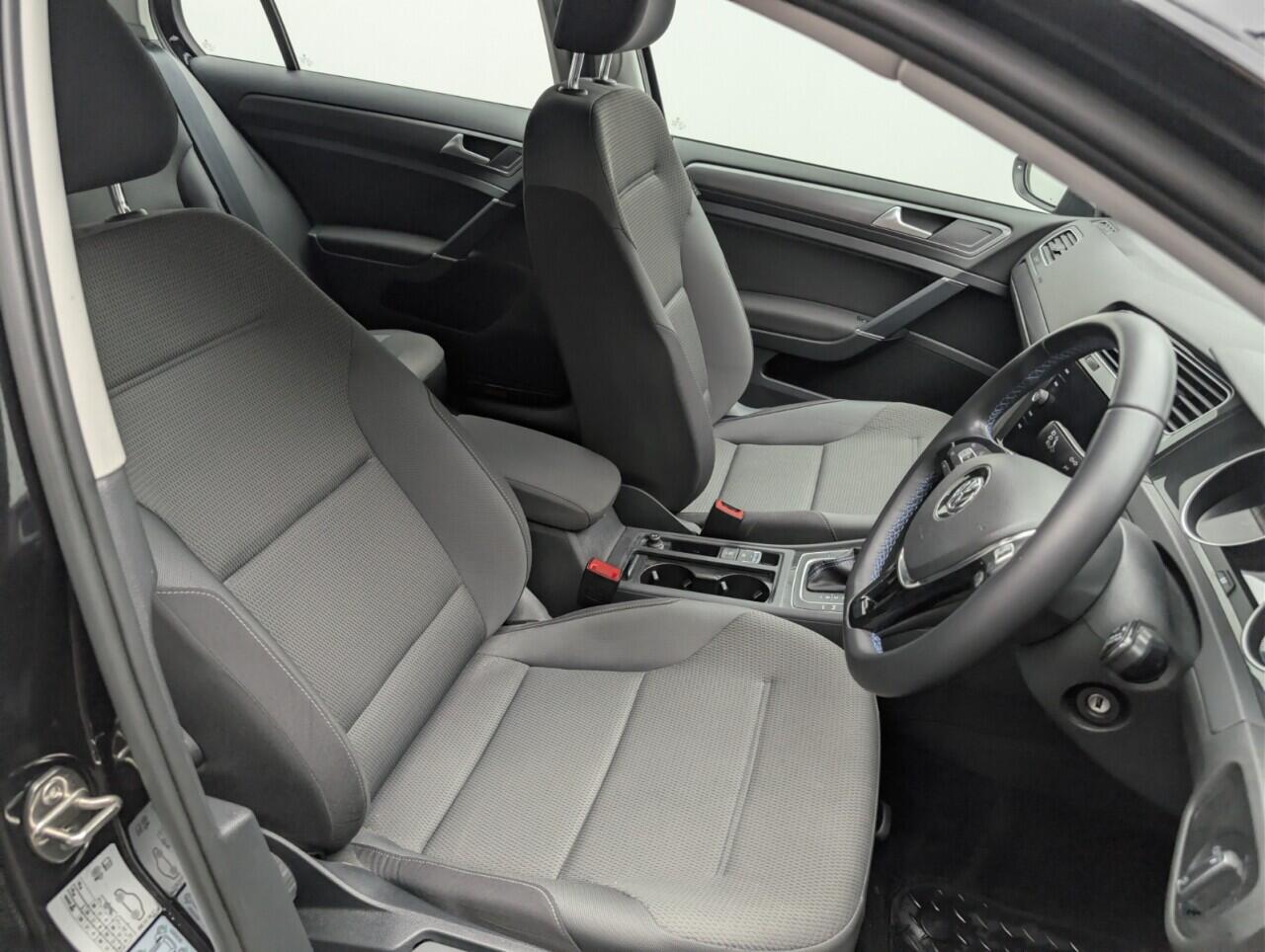 Used Volkswagen Golf for sale - 77456339: Photo 12