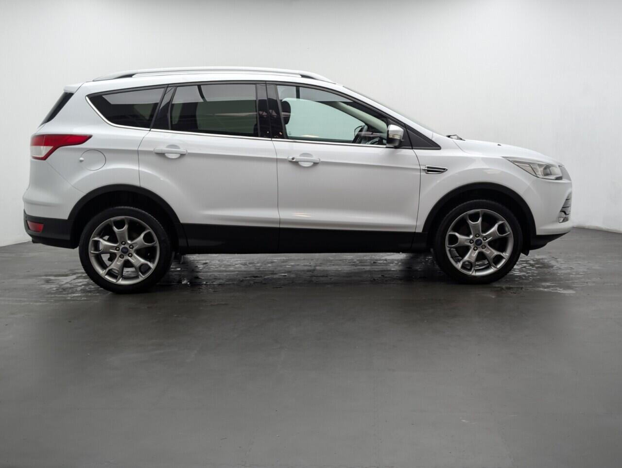 Used Ford Kuga 2015 for sale - 77411452: Photo 9