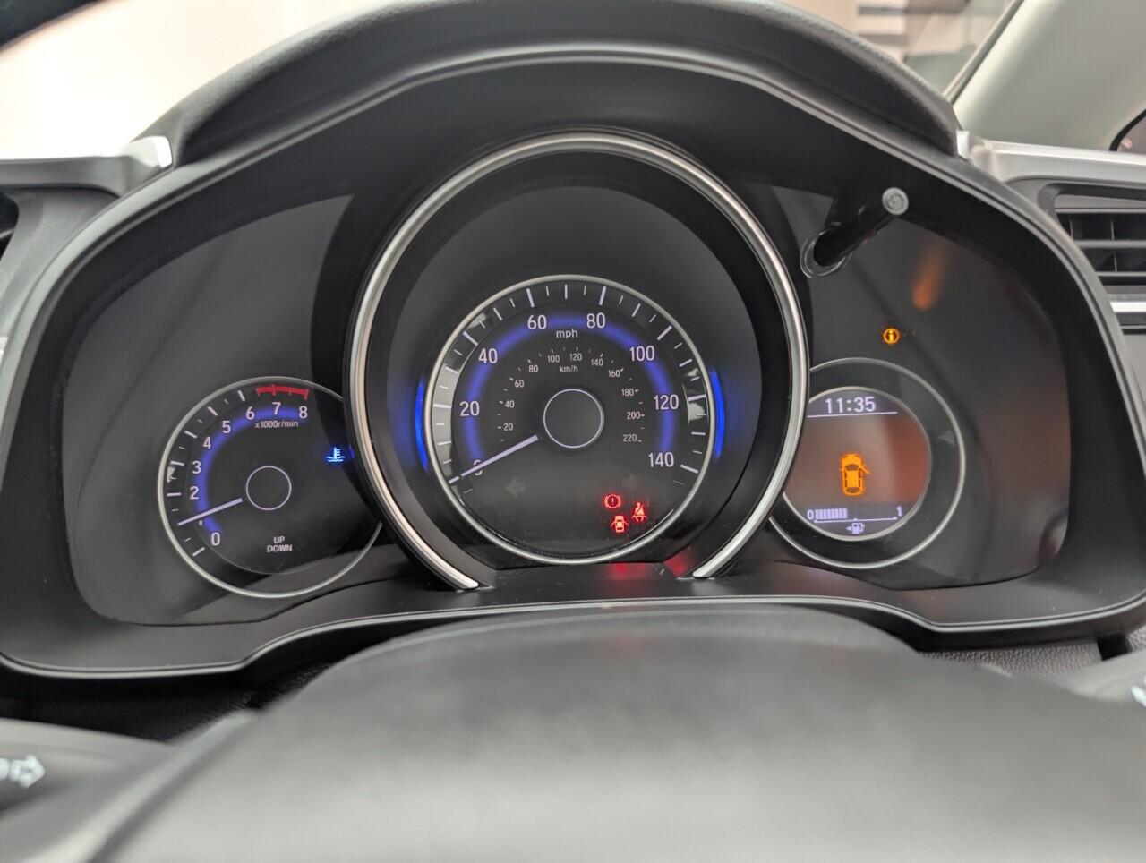 Used Honda Jazz 2017 for sale - 76425430: Photo 17