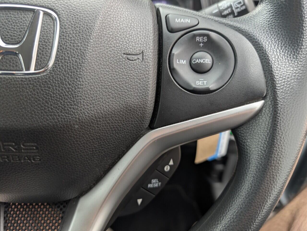 Used Honda Jazz 2017 for sale - 76425430: Photo 19