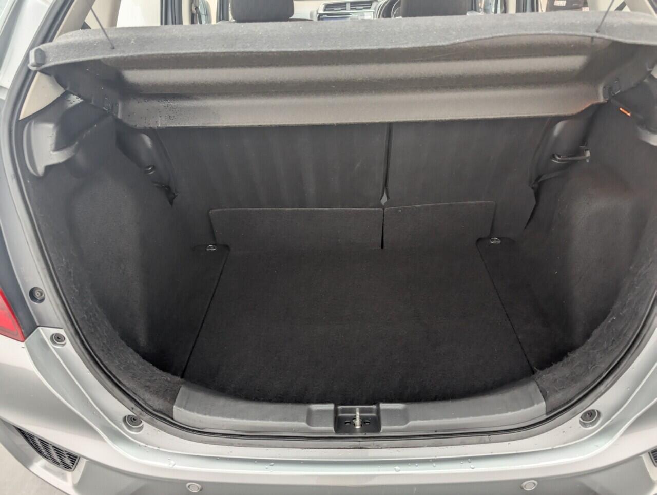 Used Honda Jazz 2017 for sale - 76425430: Photo 25