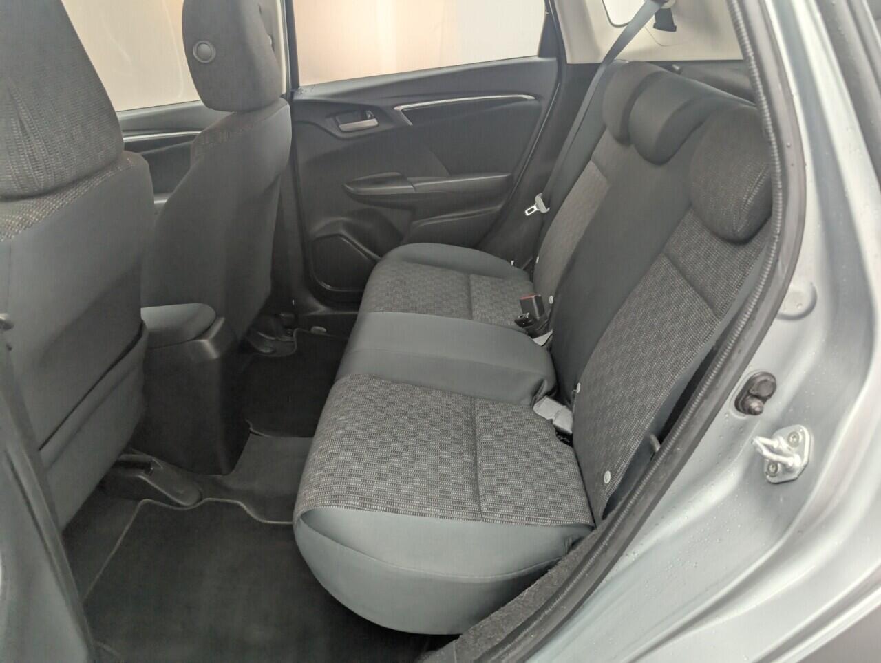 Used Honda Jazz 2017 for sale - 76425430: Photo 26