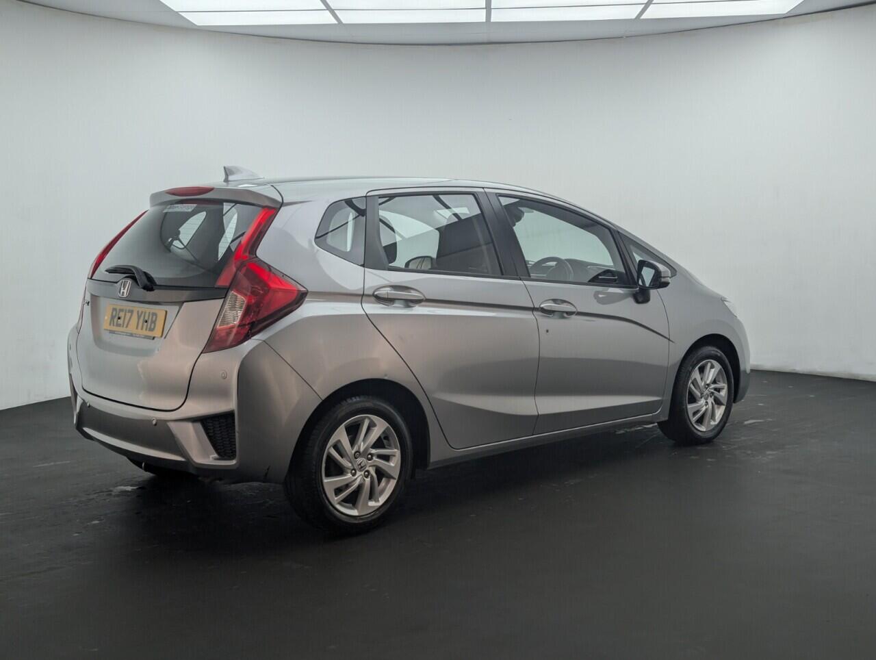 Used Honda Jazz 2017 for sale - 76425430: Photo 8