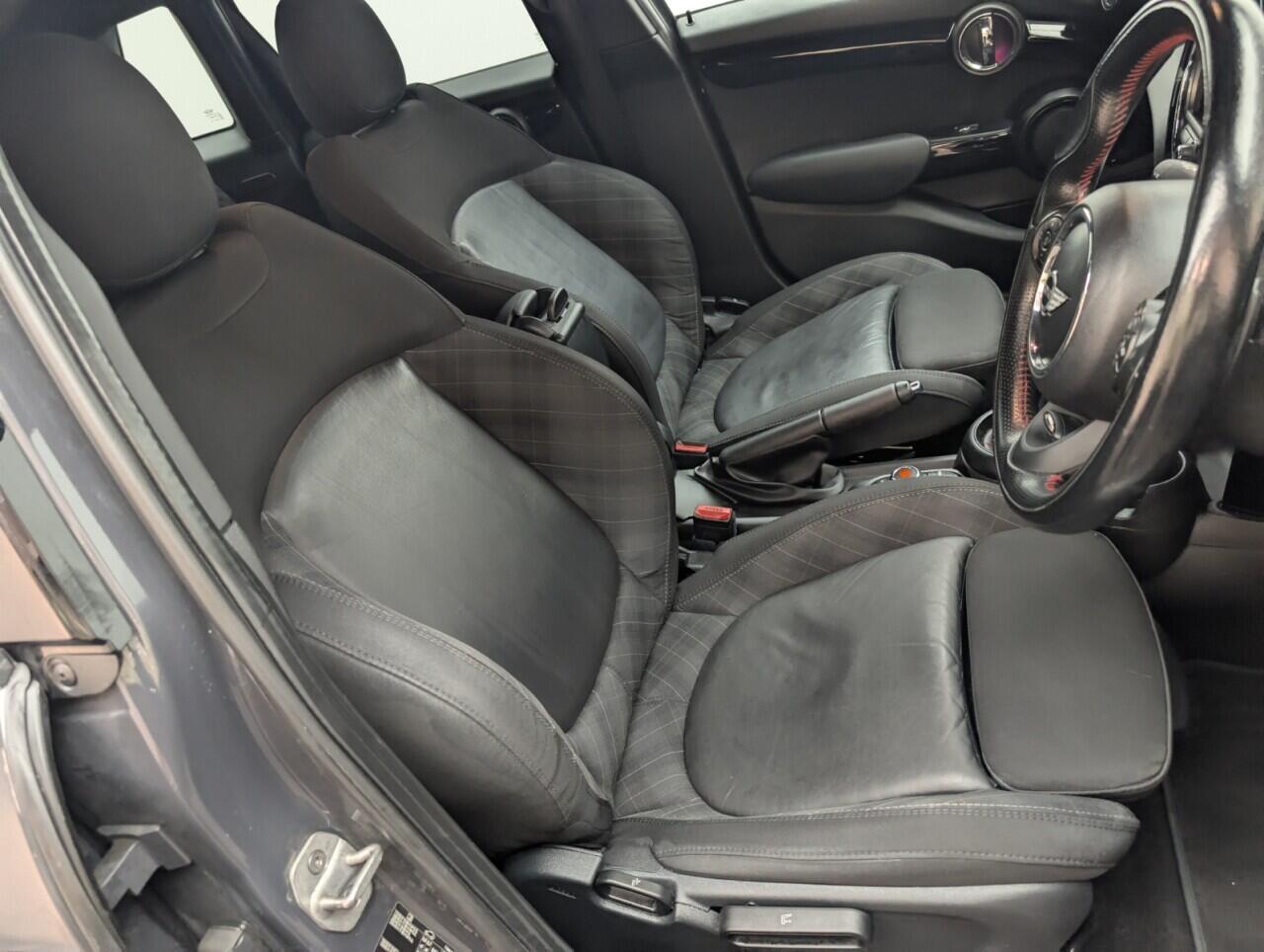 Used MINI Hatch 2018 for sale - 76424866: Photo 11