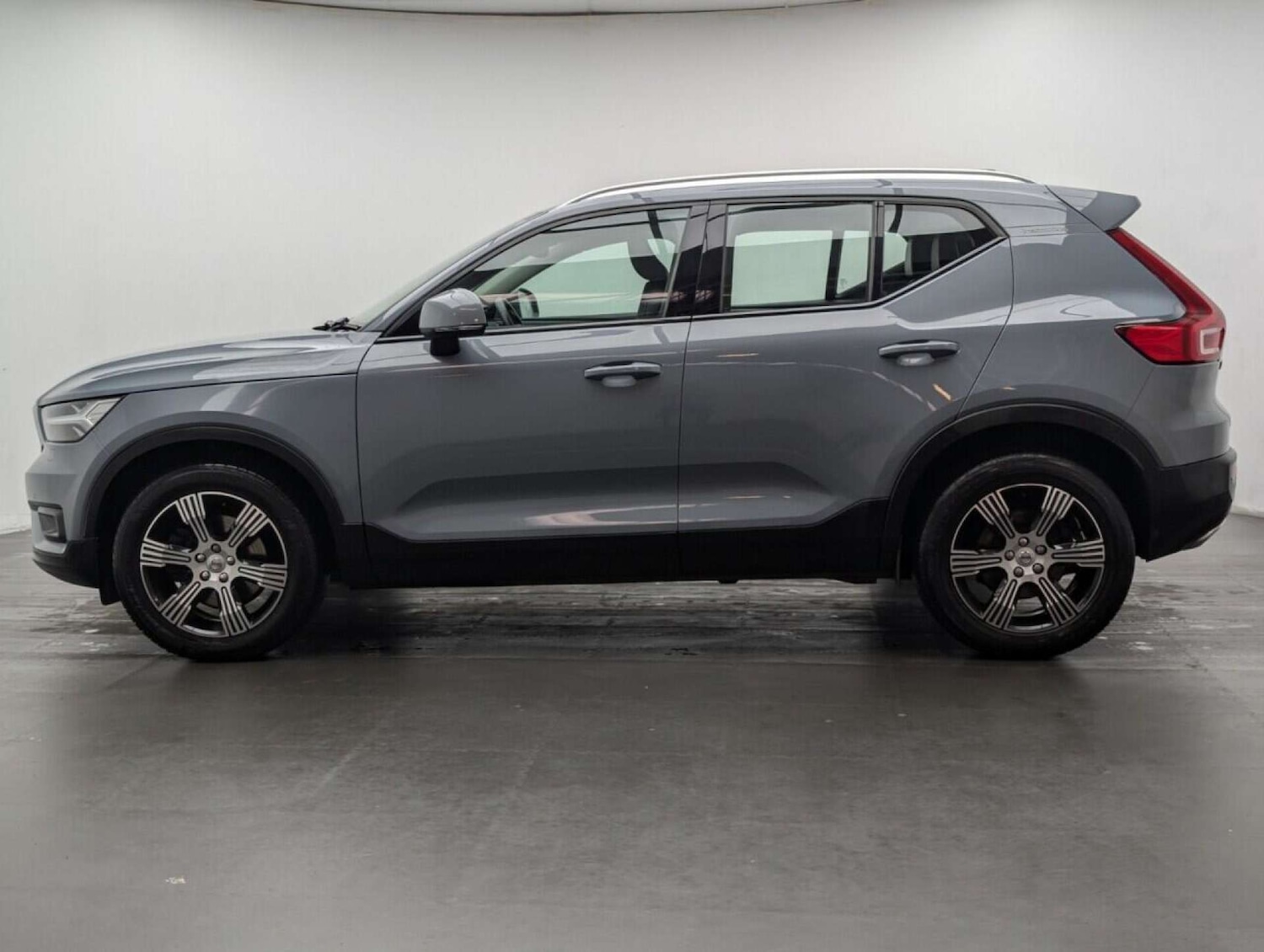 Used Volvo XC40 2019 for sale - 77714372: Photo 4