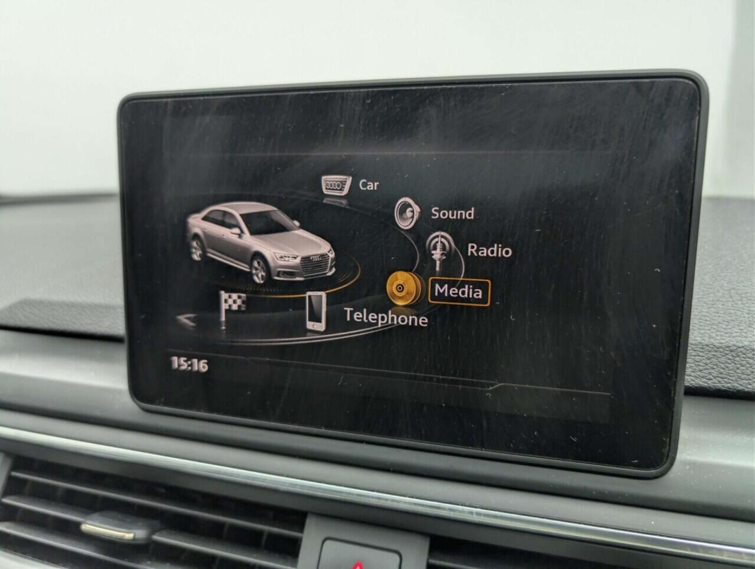 Used Audi A4 2015 for sale - 77714396: Photo 13