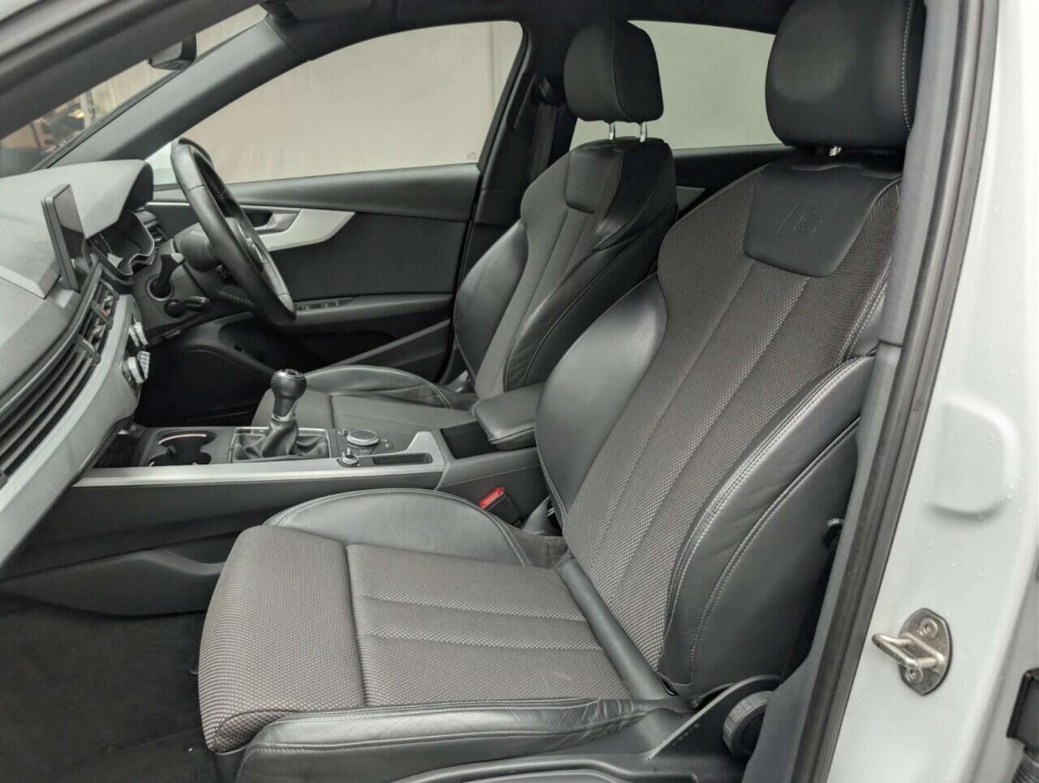 Used Audi A4 2015 for sale - 77714396: Photo 24