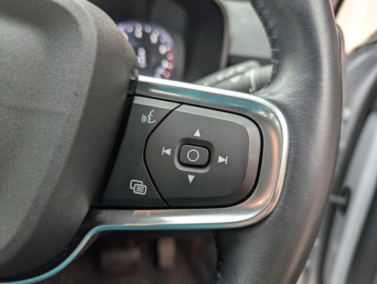 Used Volvo XC40 2021 for sale - 76952809: Photo 20