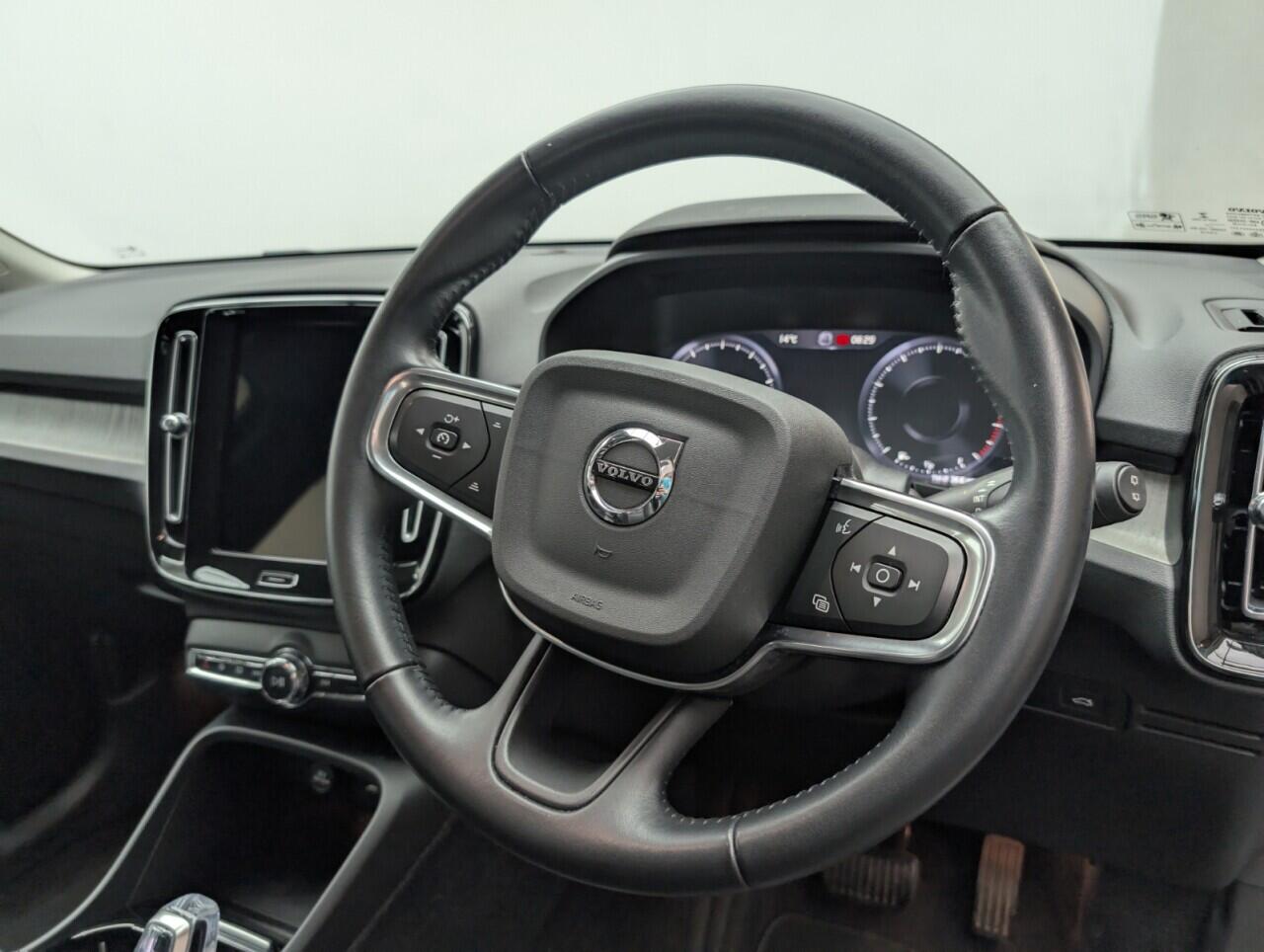 Used Volvo XC40 2021 for sale - 76952809: Photo 23