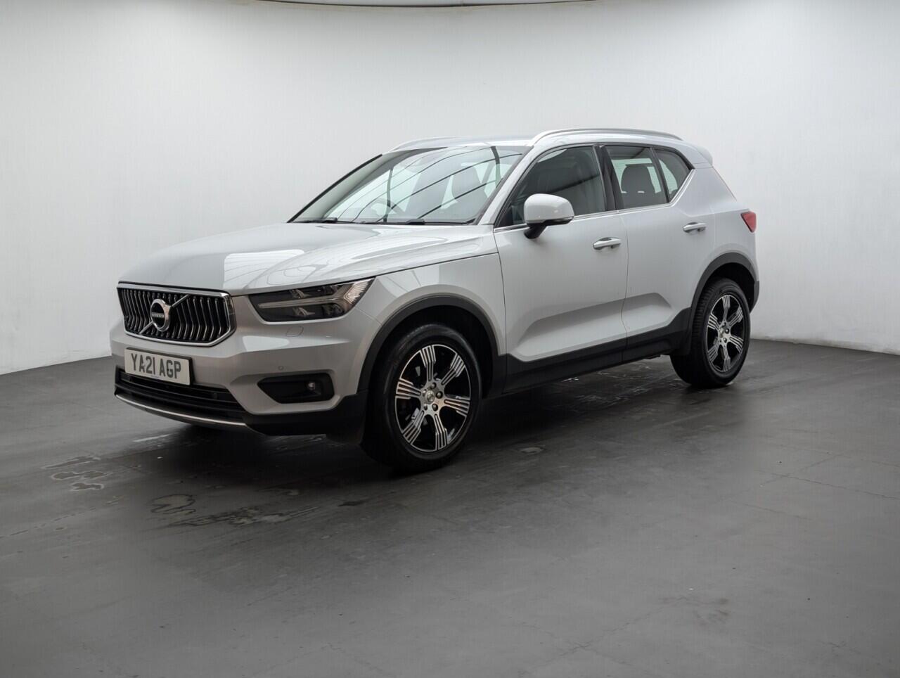 Used Volvo XC40 2021 for sale - 76952809: Photo 4