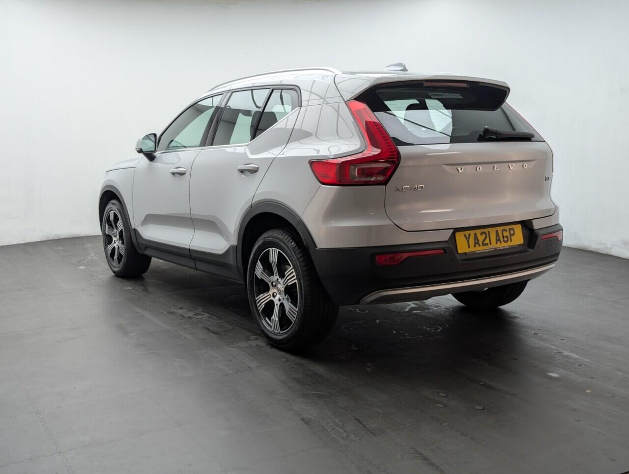 Used Volvo XC40 2021 for sale - 76952809: Photo 6