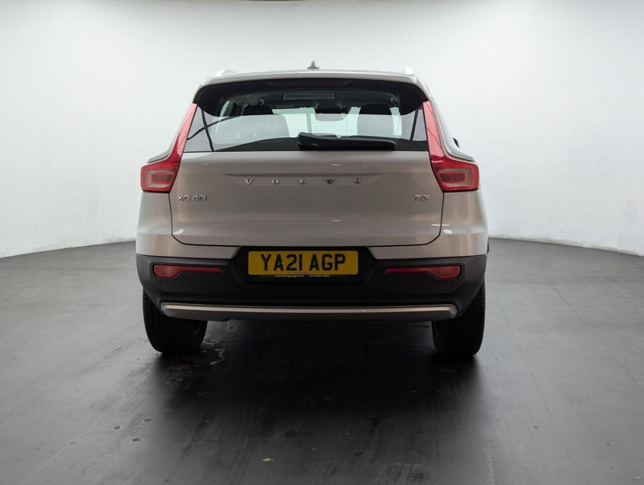 Used Volvo XC40 2021 for sale - 76952809: Photo 7