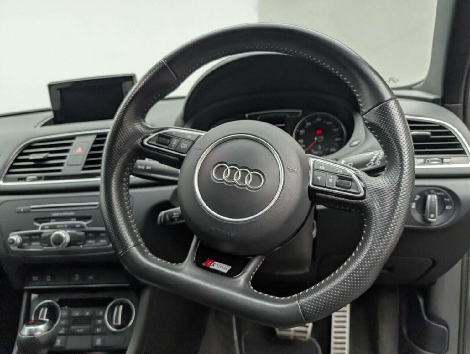 Used Audi Q3 2018 for sale - 77714177: Photo 19