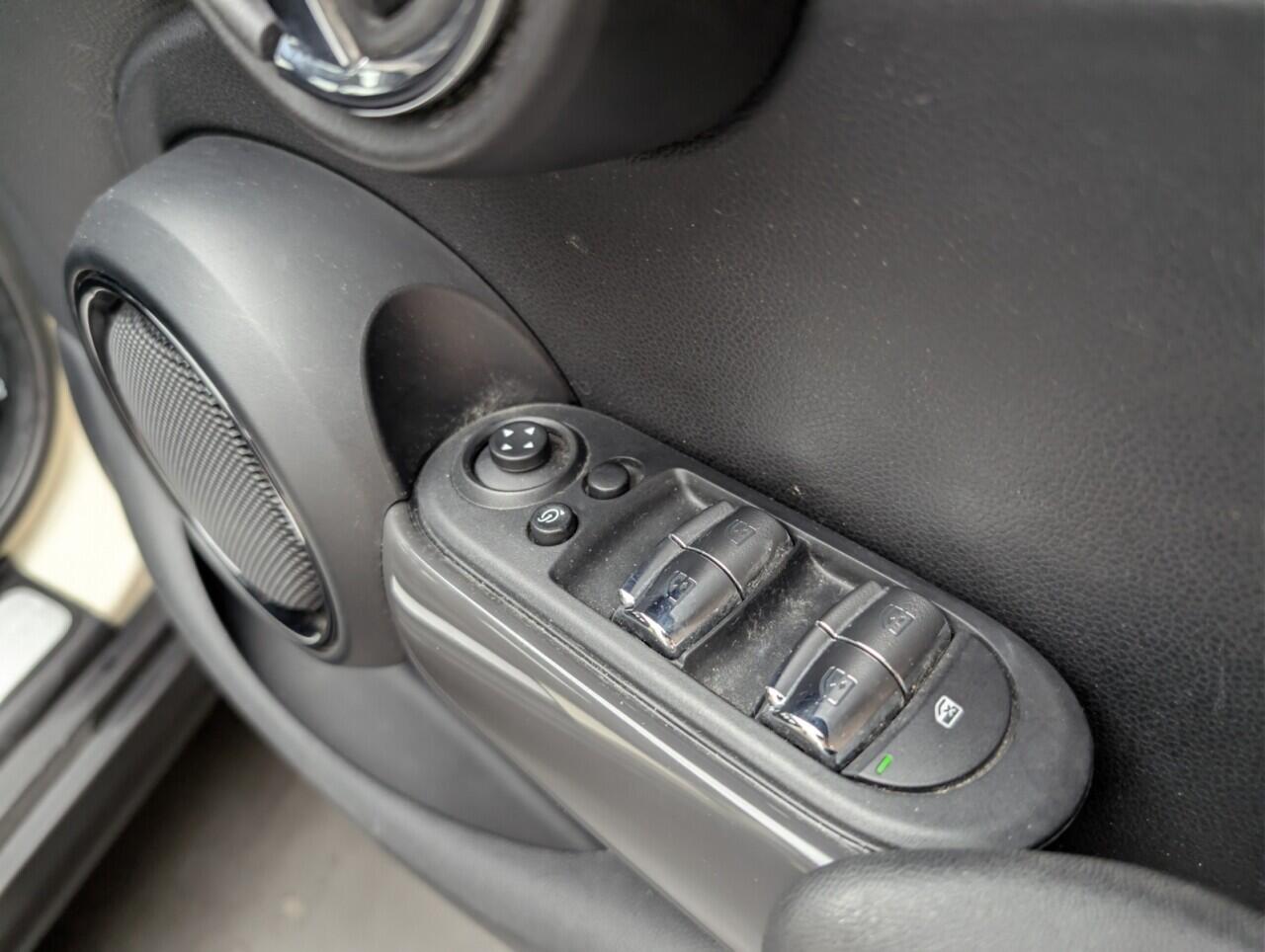 Used MINI Hatch 2016 for sale - 76953068: Photo 20