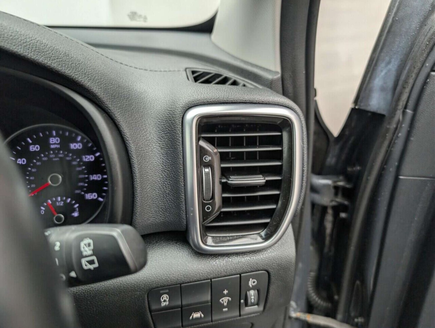 Used Kia Sportage 2019 for sale - 77714232: Photo 18