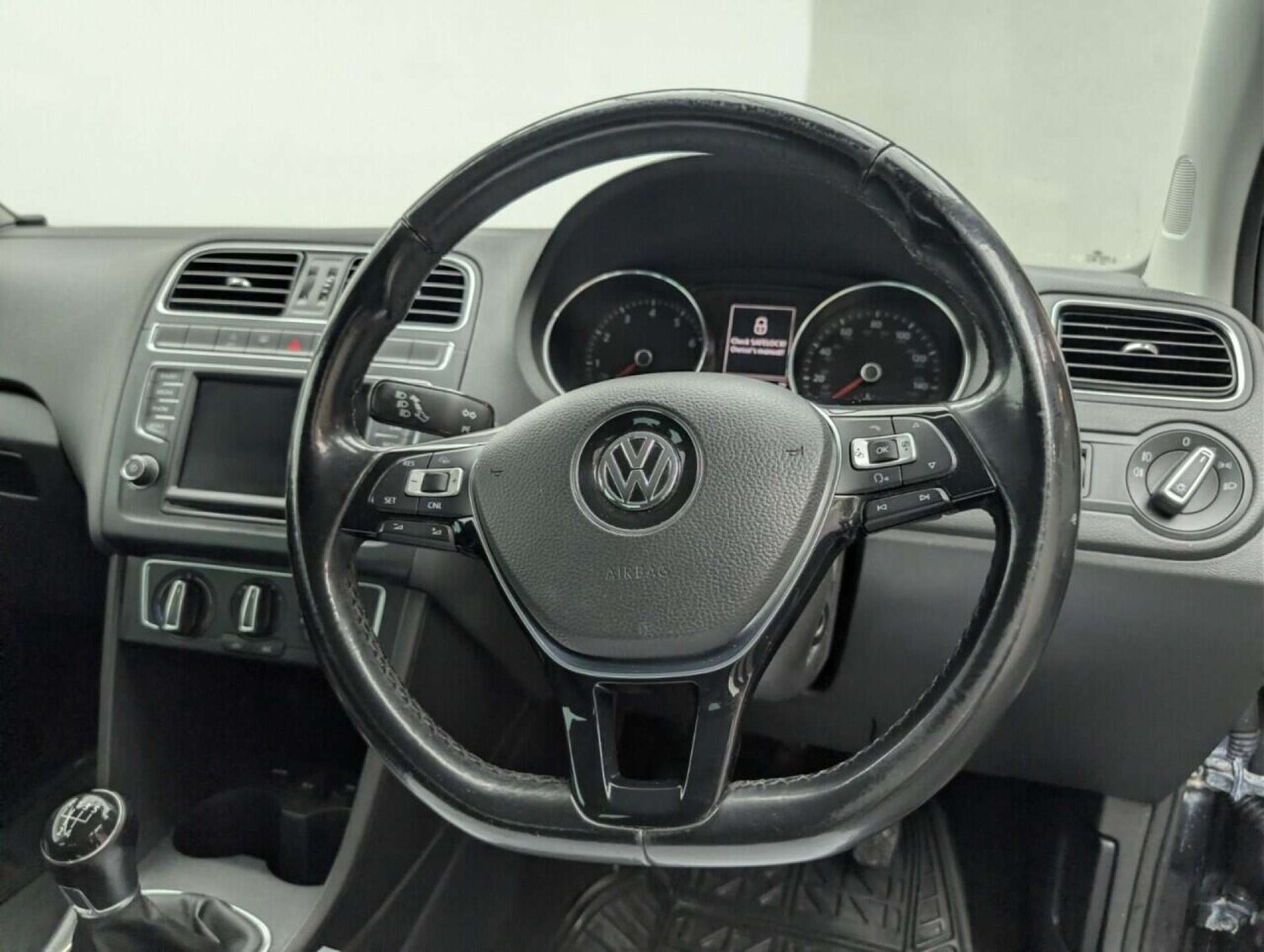 Used Volkswagen Polo 2017 for sale - 77714590: Photo 20