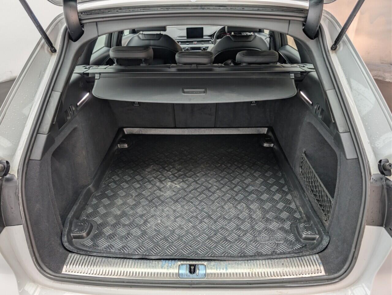 Used Audi A4 Avant 2019 for sale - 76549563: Photo 26