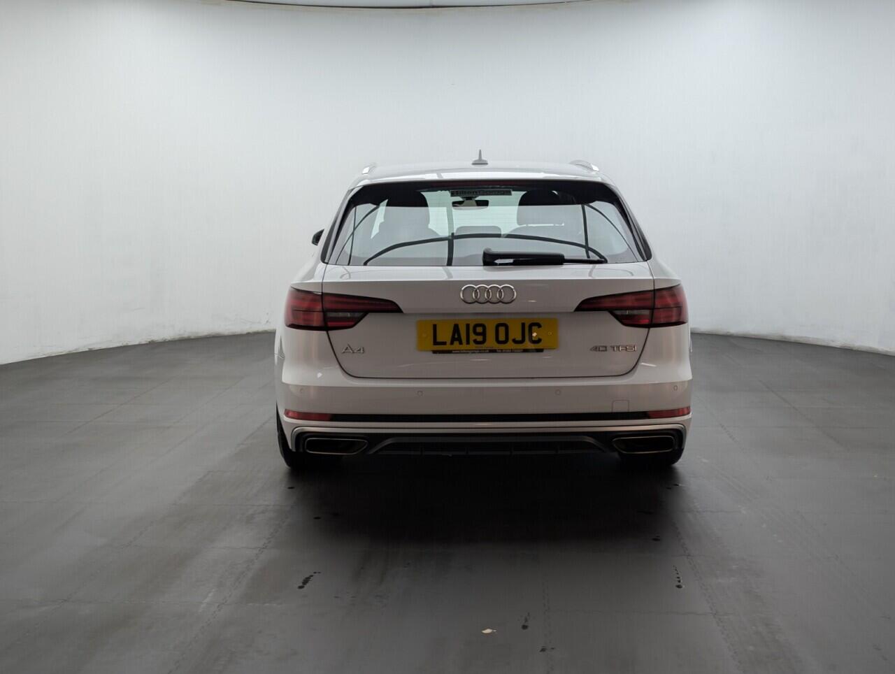 Used Audi A4 Avant 2019 for sale - 76549563: Photo 7