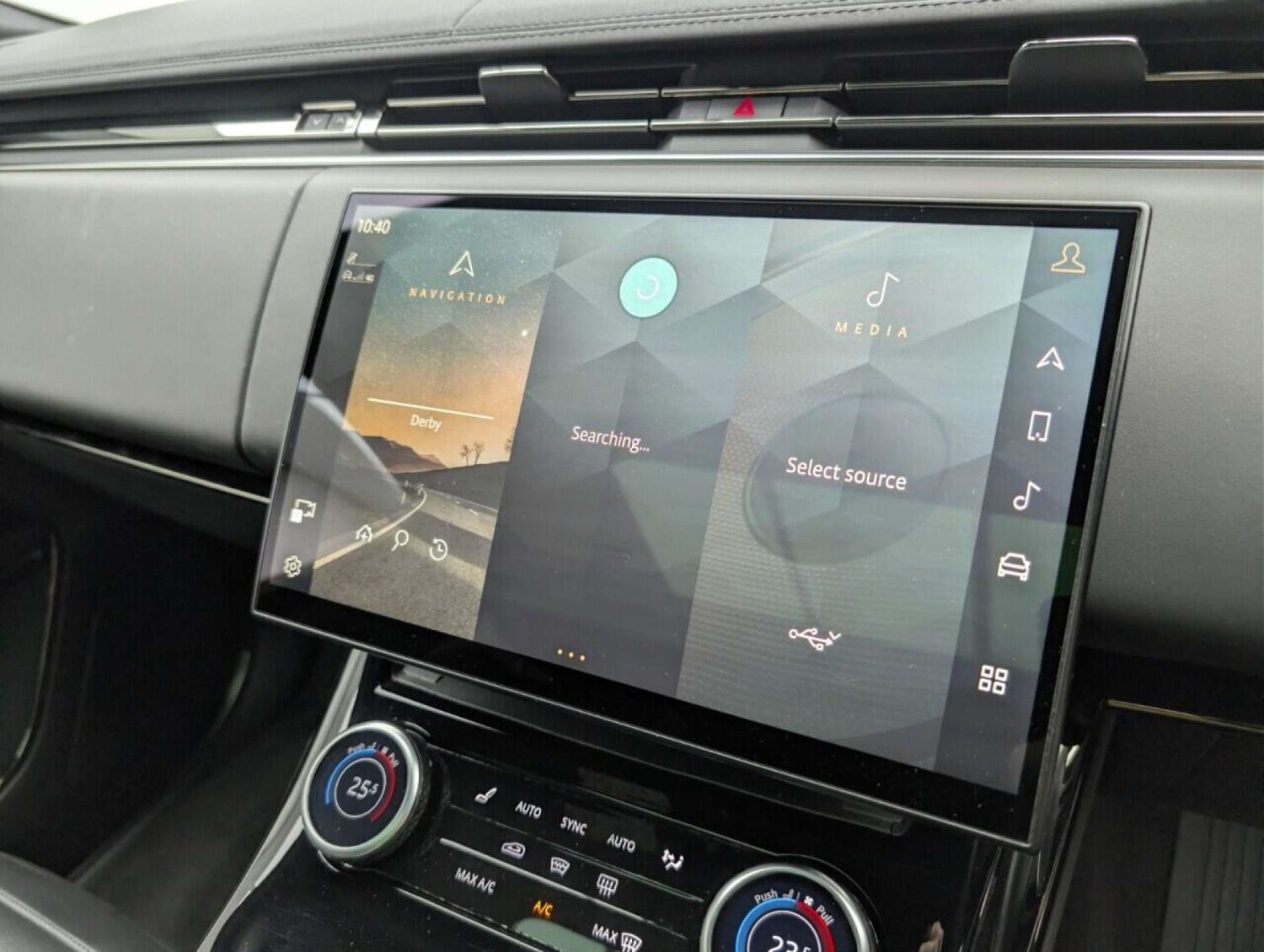 Used Land Rover Range Rover Sport 2023 for sale - 77714192: Photo 13