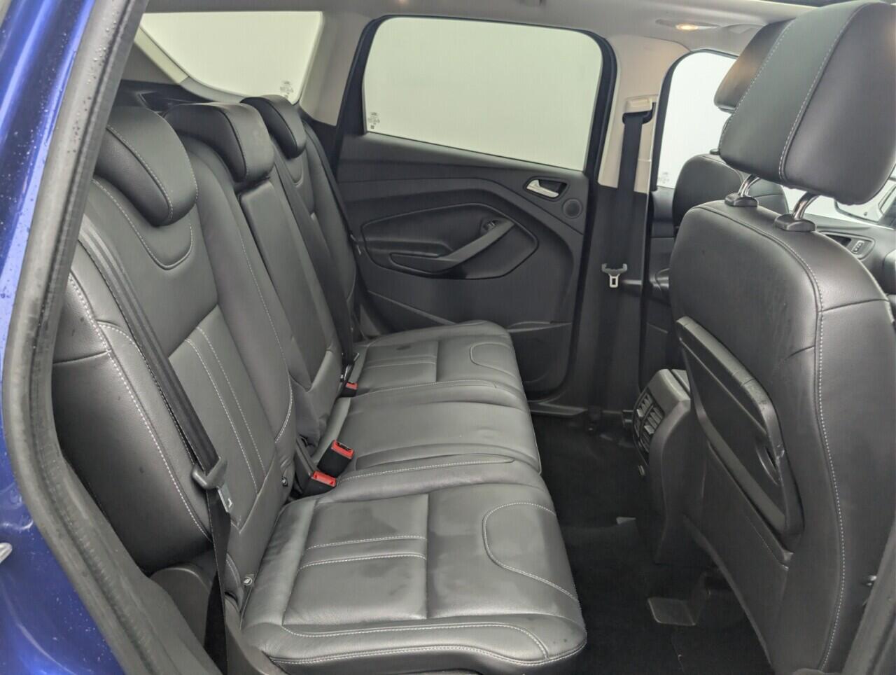 Used Ford Kuga 2015 for sale - 77175556: Photo 24