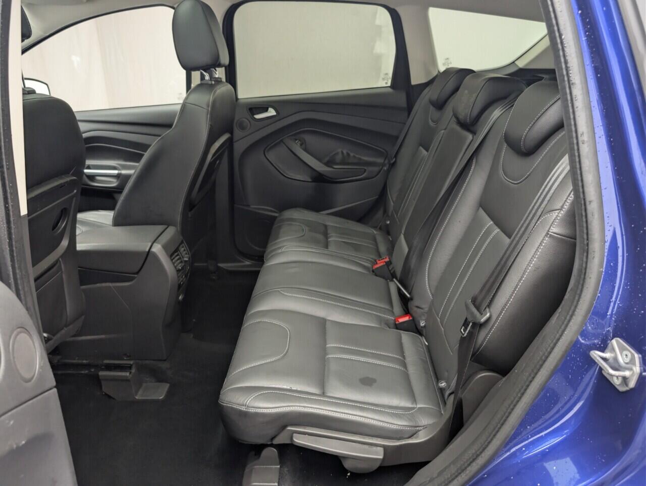Used Ford Kuga 2015 for sale - 77175556: Photo 26