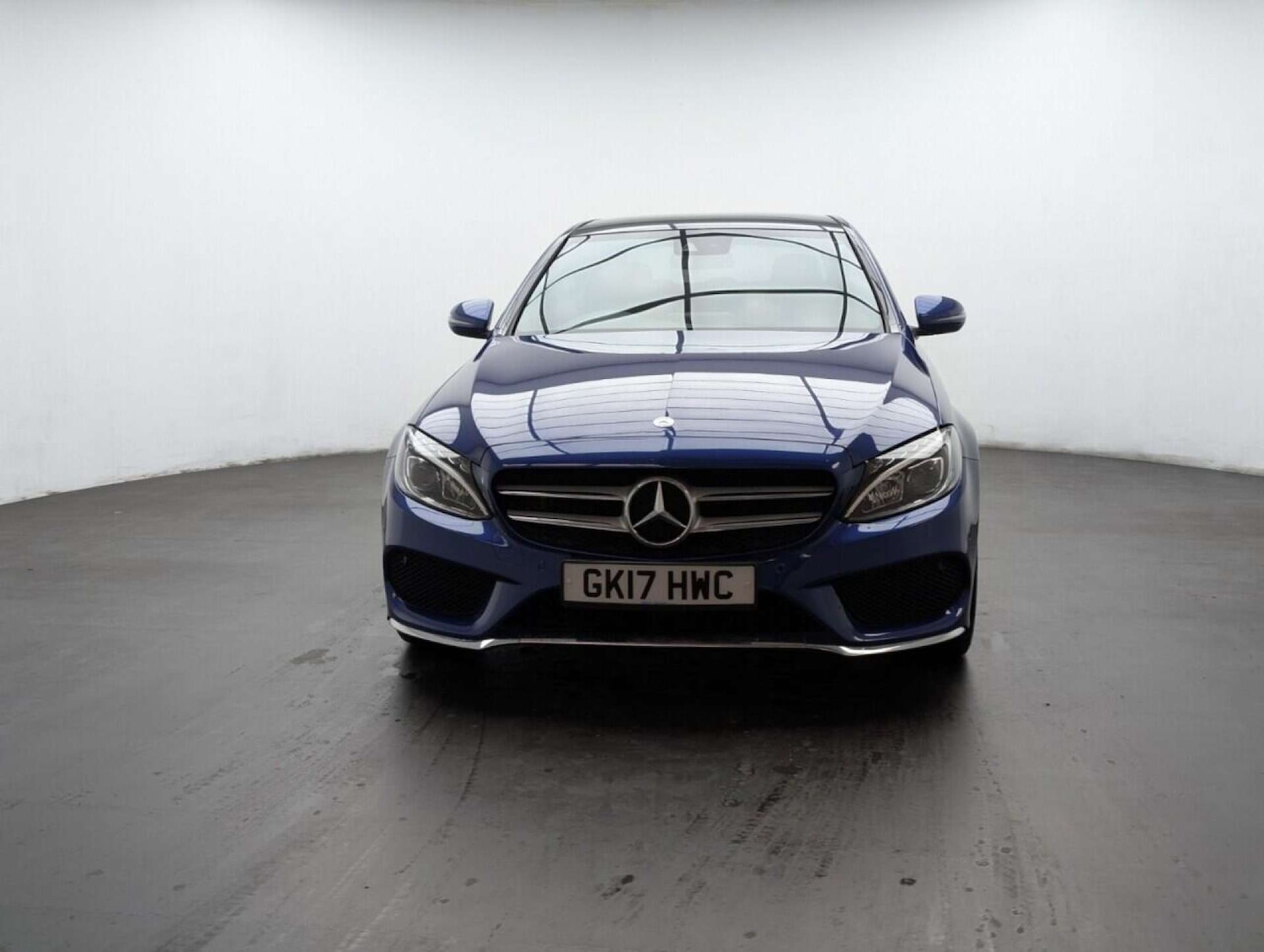 Used Mercedes-Benz C Class 2017 for sale - 77714354: Photo 3