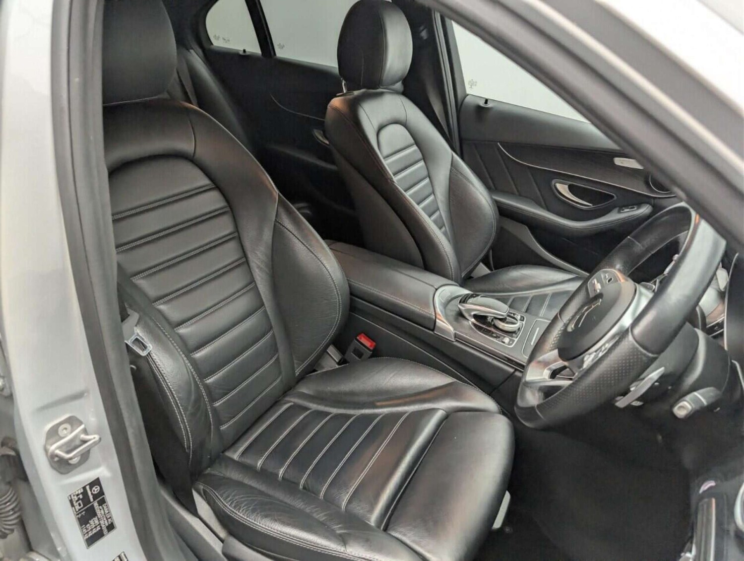 Used Mercedes-Benz C Class 2020 for sale - 77714870: Photo 12