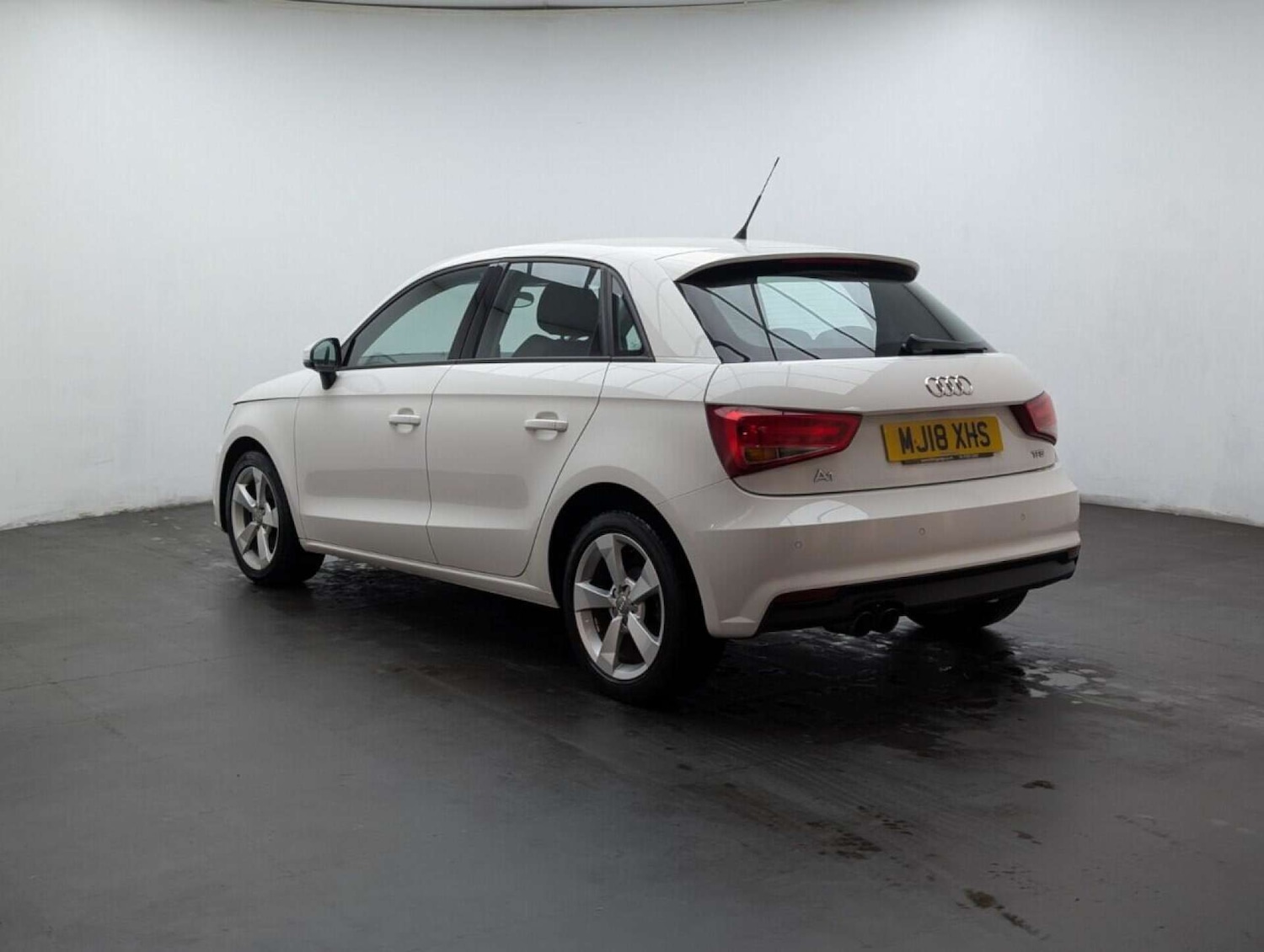 Used Audi A1 2018 for sale - 77793050: Photo 6