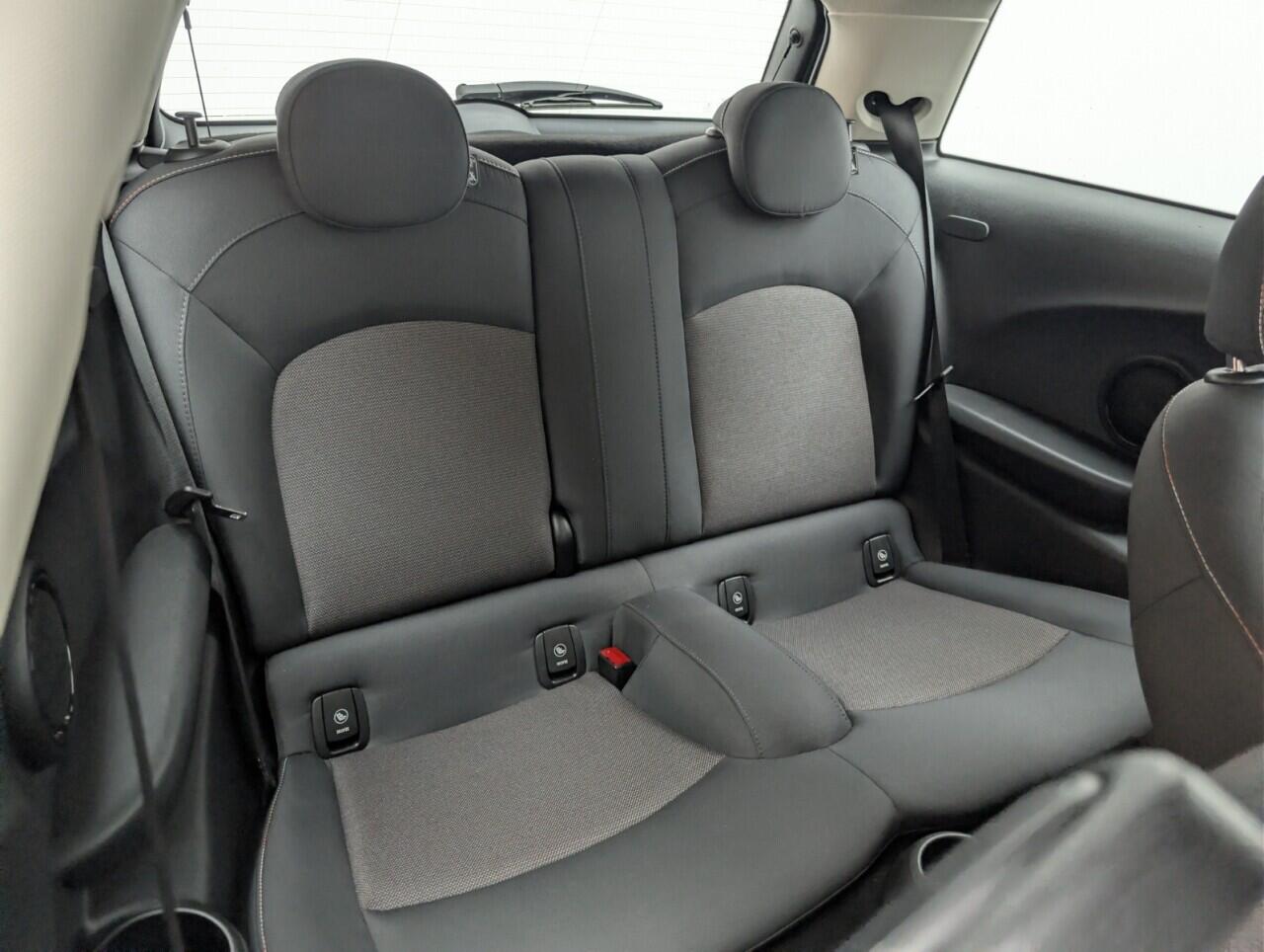 Used MINI Hatch 2017 for sale - 76657732: Photo 21