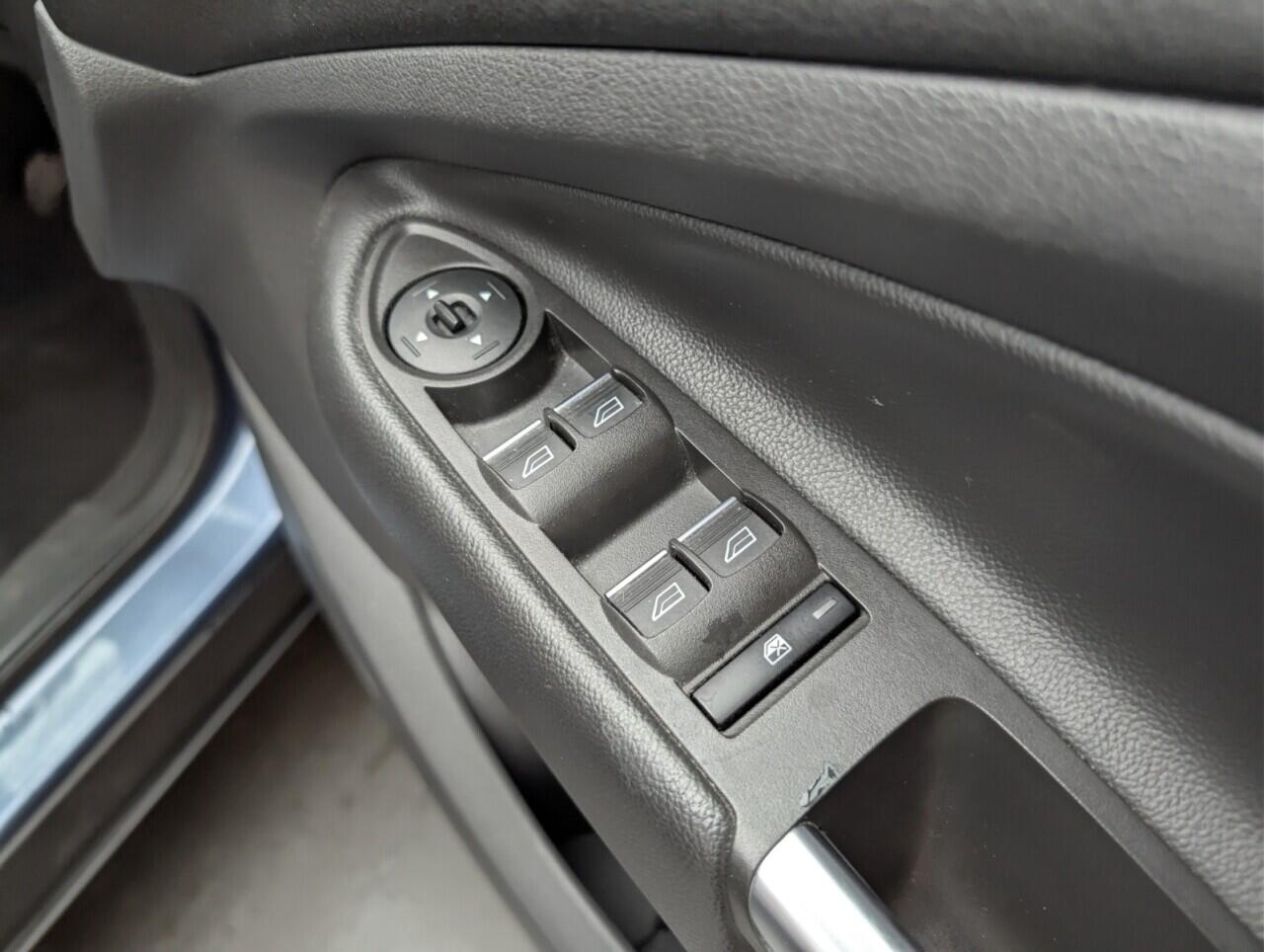 Used Ford Kuga 2018 for sale - 76666632: Photo 21