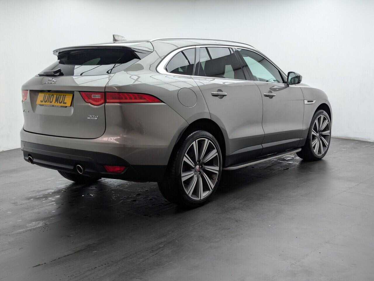 Used Jaguar F-Pace 2018 for sale - 76424405: Photo 19