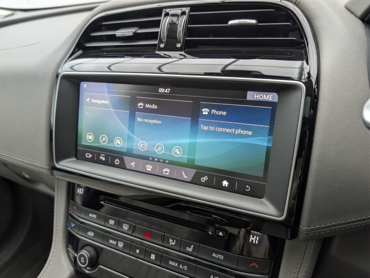 Used Jaguar F-Pace 2018 for sale - 76424405: Photo 24