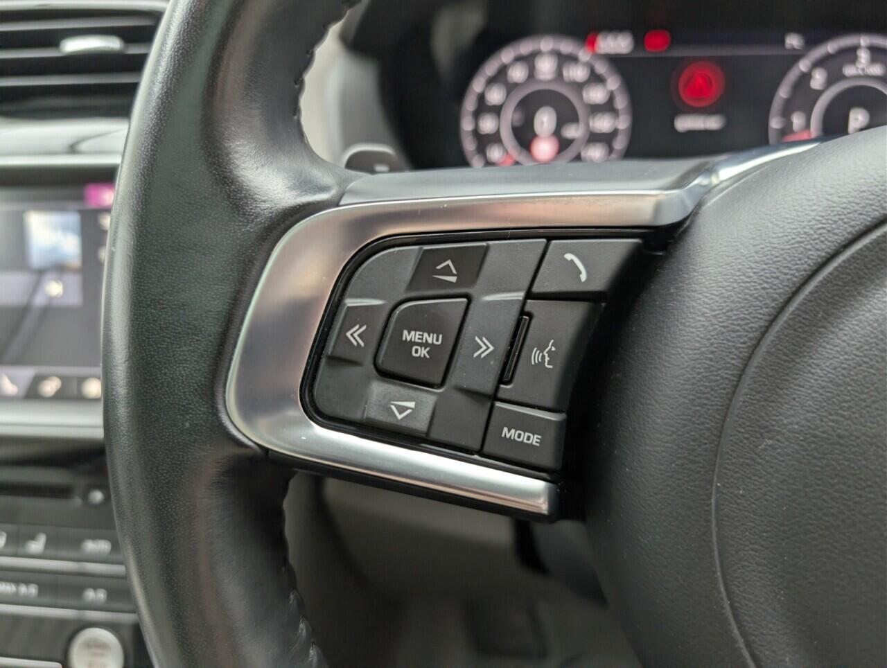 Used Jaguar F-Pace 2018 for sale - 76424405: Photo 30