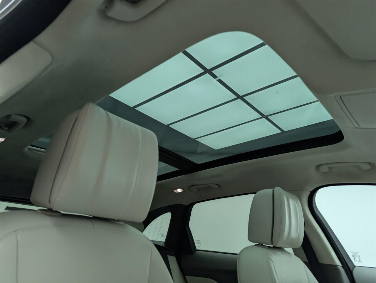 Used Jaguar F-Pace 2018 for sale - 76424405: Photo 35