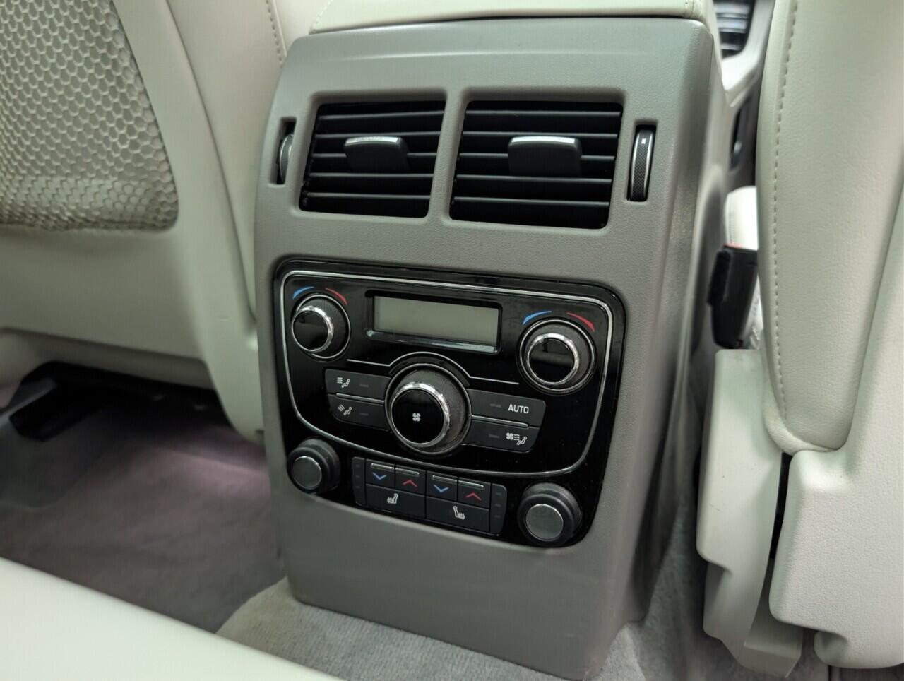 Used Jaguar F-Pace 2018 for sale - 76424405: Photo 38