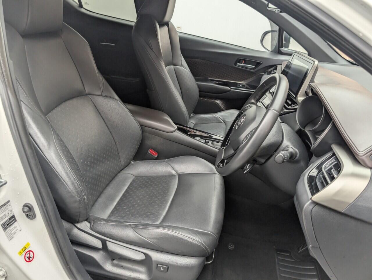 Used Toyota C-HR 2019 for sale - 76473007: Photo 12