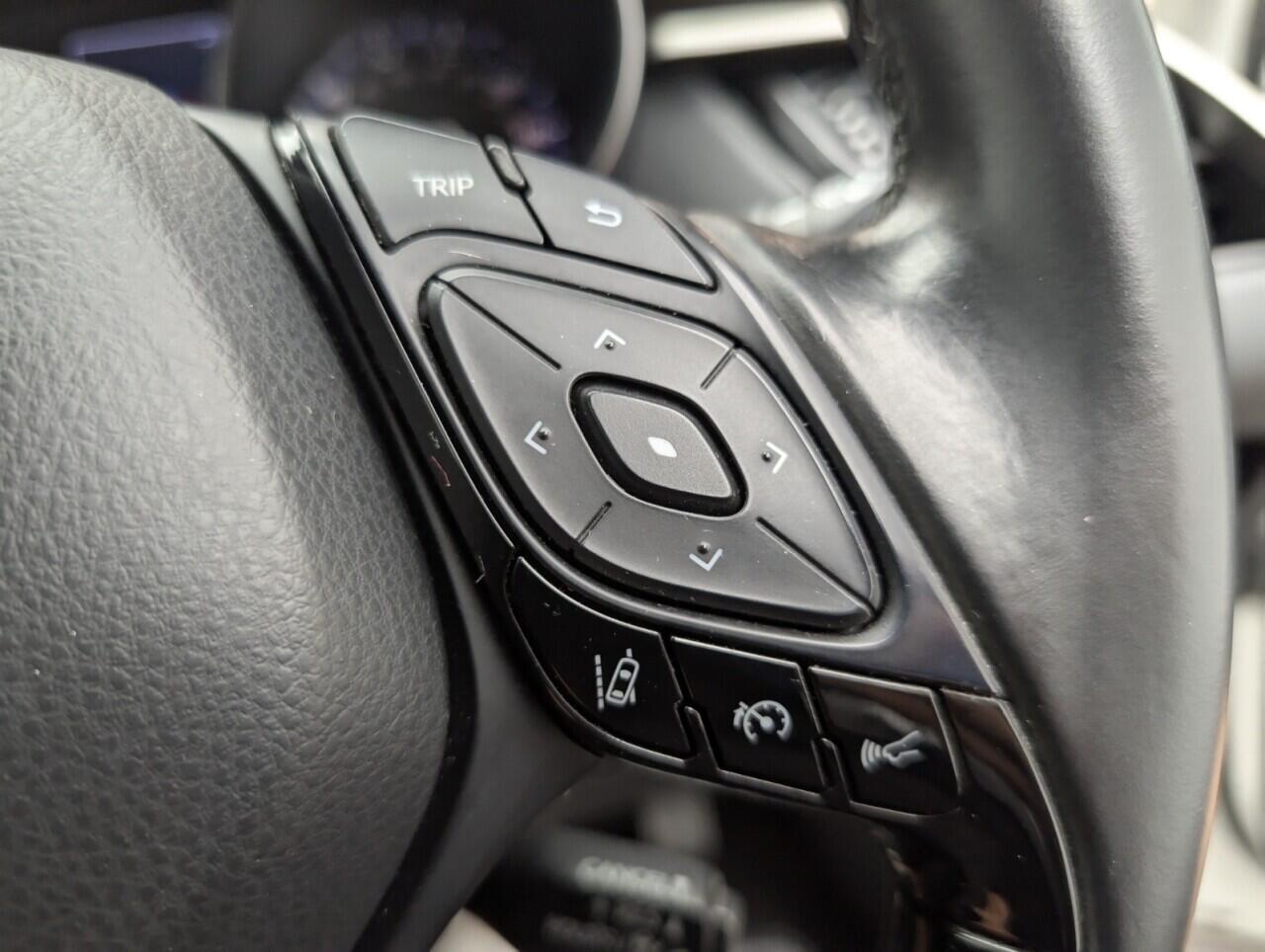 Used Toyota C-HR 2019 for sale - 76473007: Photo 20